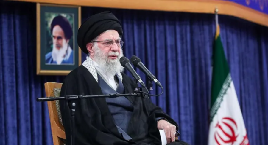 Líder supremo do Irã reconhece milhares de mortos durante protestos recentes.
