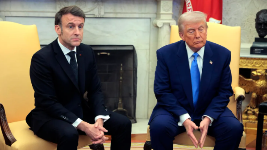 Trump divulga mensagens privadas enviadas por Macron e pelo secretário-geral da OTAN sobre a Groenlândia.